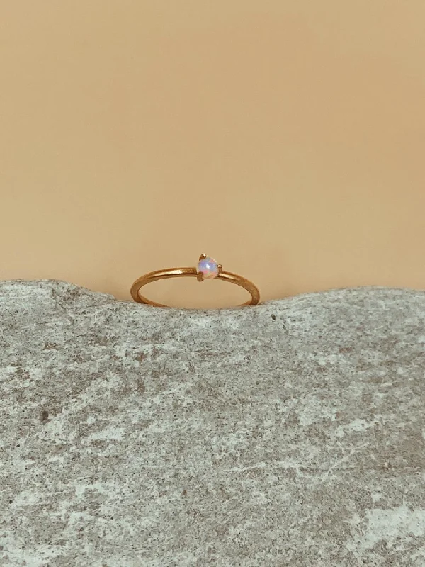 Morganite rings-Odxel Opal Ring | 18kt Solid Gold