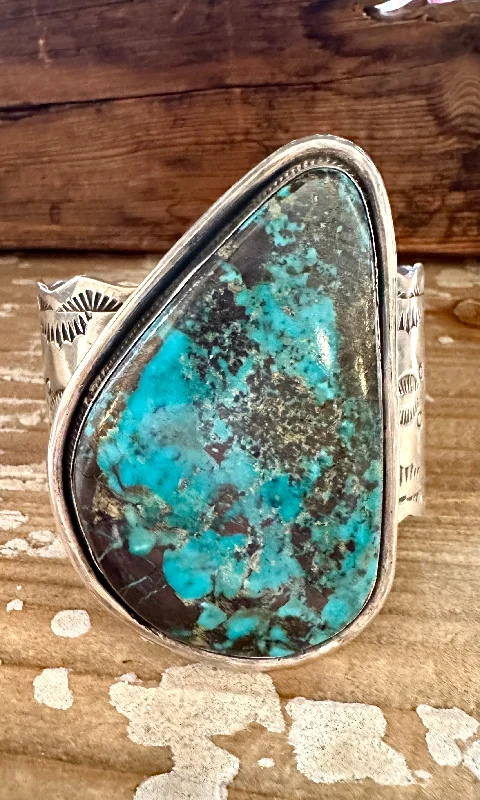 Surf theme rings-CHIMNEY BUTTE Navajo Large Turquoise & Silver Cuff