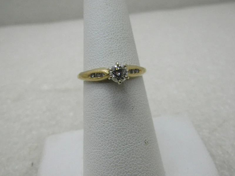 Daisy rings-Vintage 14kt Diamond Engagement Ring, Sz. 7.25, 2.45 gr. Appx .33 ctw,