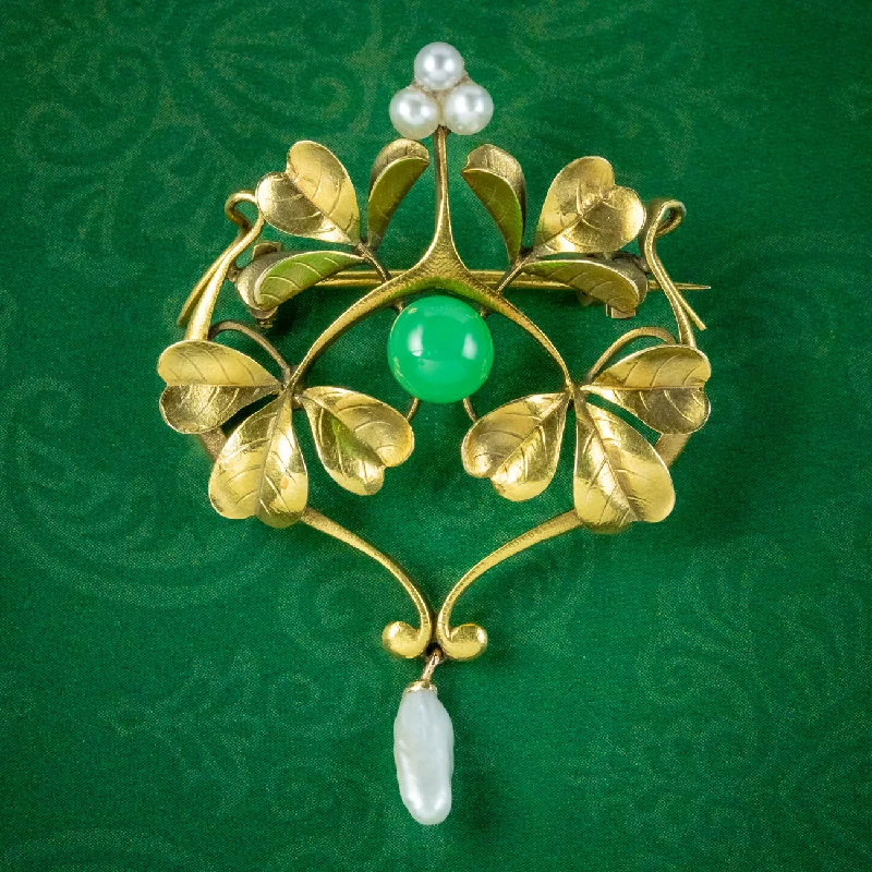 Light filigree brooch-Antique Victorian French Jade Pearl Brooch 18ct Gold