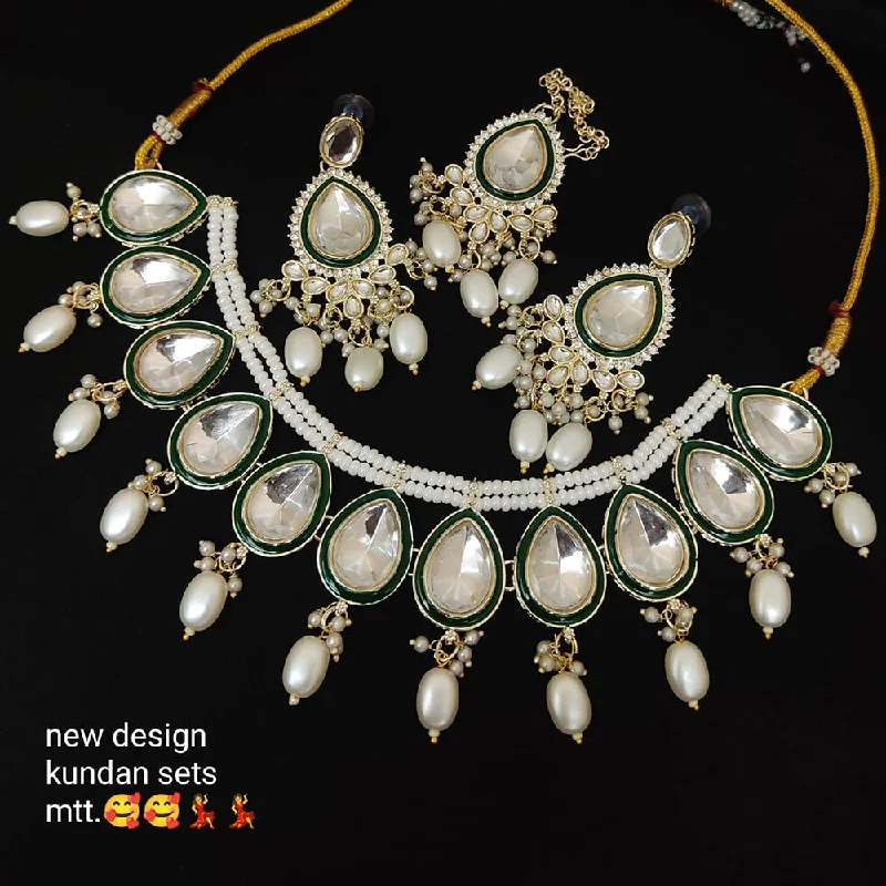 Leaf design necklaces-Lucentarts Jewellery Gold Plated Kundan Stone Necklace Set