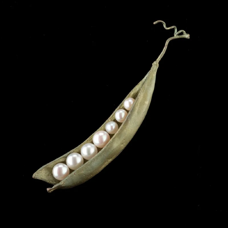 Cultured pearl brooch-Pea Pod Brooch - 7 Pearls