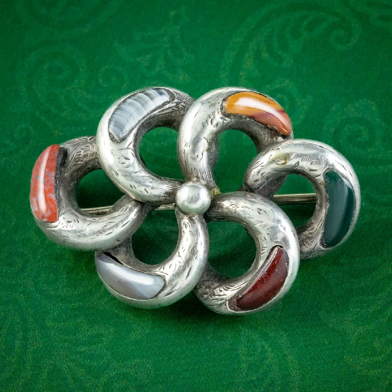 Etched design brooch-Antique Victorian Scottish Silver Agate Brooch