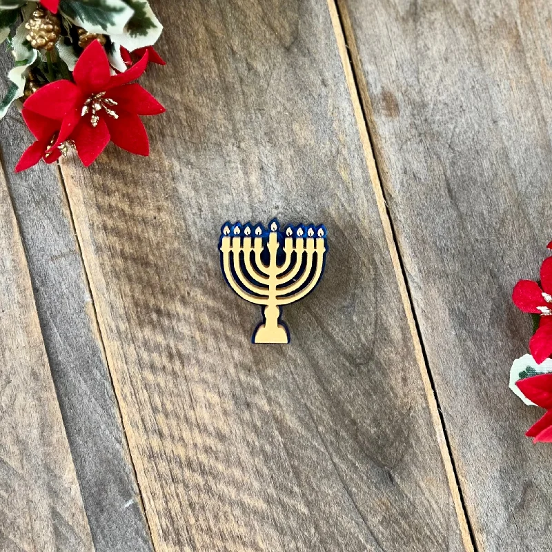 Sleek design brooch-Mini Menorah Brooch