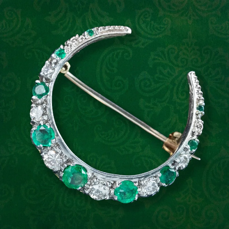 Sleek design brooch-Vintage Emerald Diamond Crescent Moon Brooch 9ct Gold