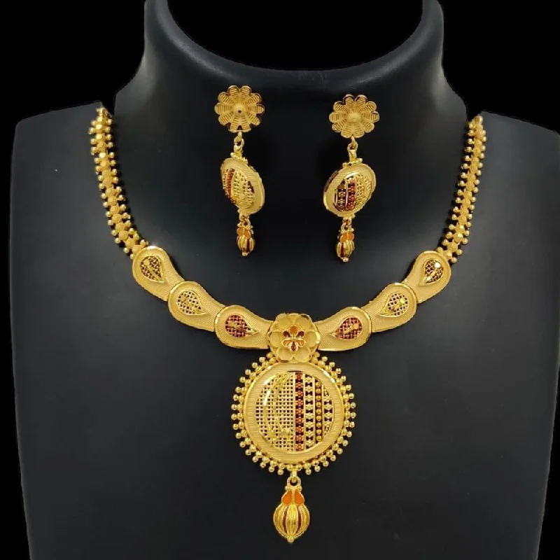 Elegant design necklaces-Pari Art Jewellery Forming Gold Necklace Set