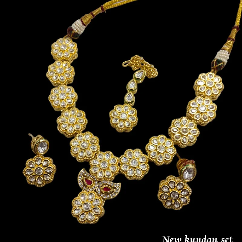 Stellar star necklaces-Lucentarts Jewellery Gold Plated Kundan  Necklace Set