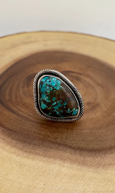 Stone cluster rings-TWISTED UP Chimney Butte Sterling Silver & Turquoise Ring | Size 6 1/4