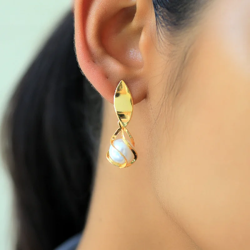 Bamboo design earrings-Sophisticated Gold-Toned Earrings With A Single, Elegant Pearl Drop.