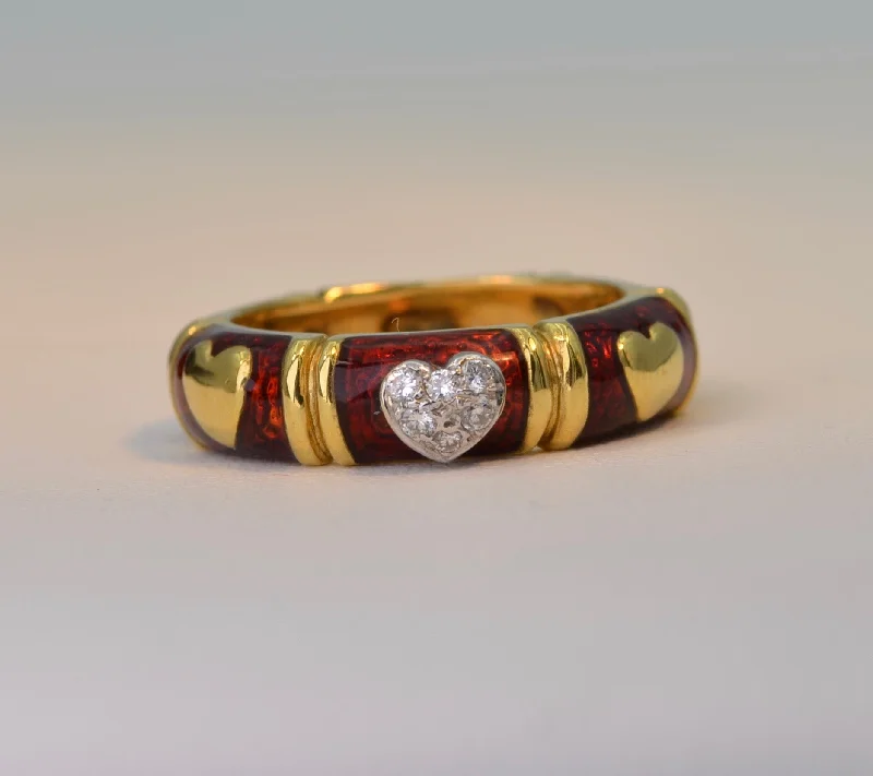 Multi-gem rings-18K Yellow Gold Red Enamel wedding band with heart-shaped pave diamond center