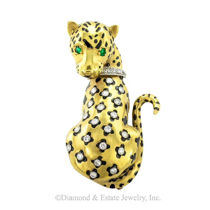 Sleek design brooch-Diamond Black Enamel Yellow Gold Leopard Brooch